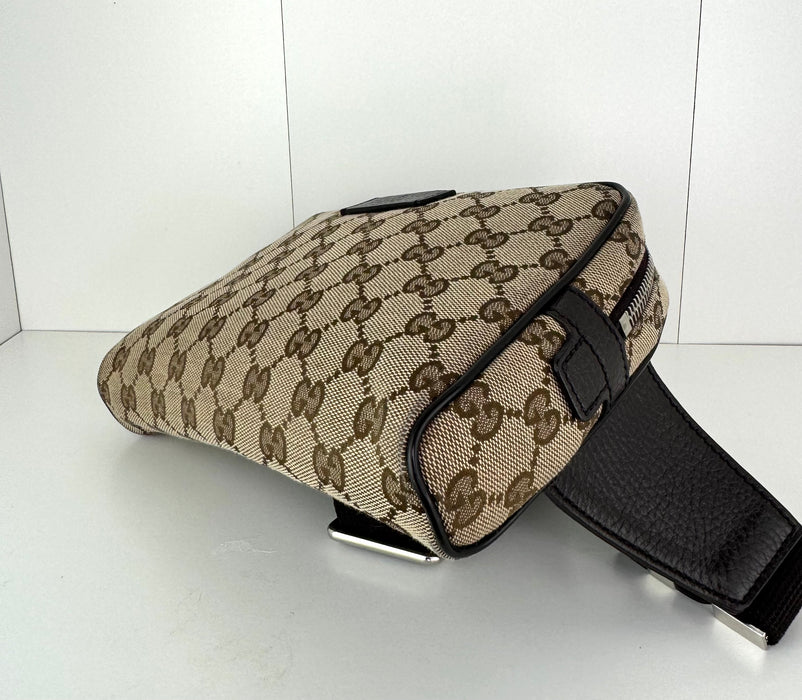 Gucci GG Supreme Belt Bag
