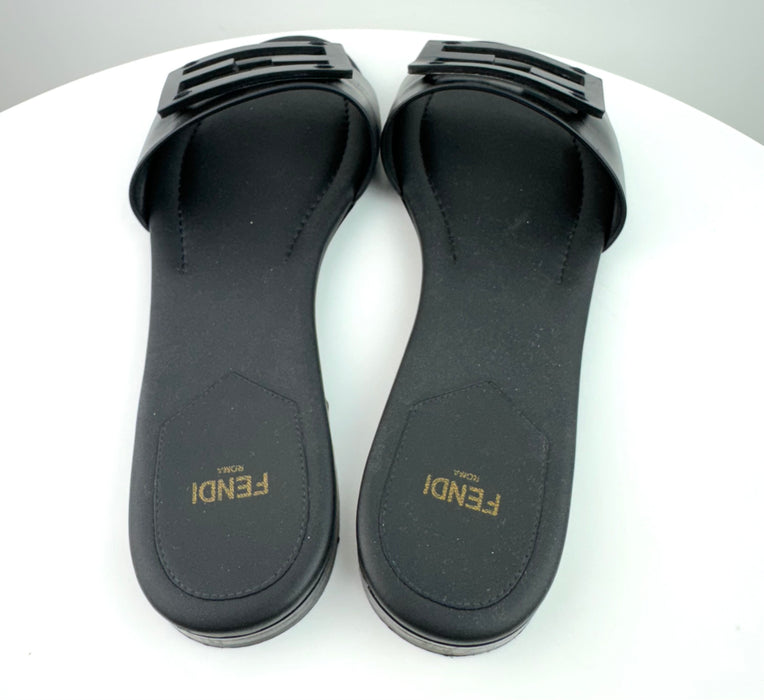 Fendi Ff Cutout Flat Leather Sandals In Nero