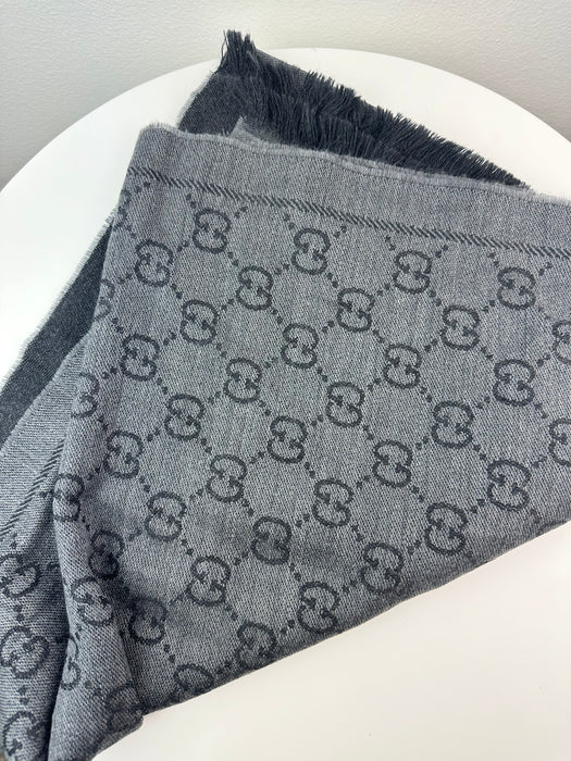 Gucci GG Jacquard Pattern Knitted Scarf