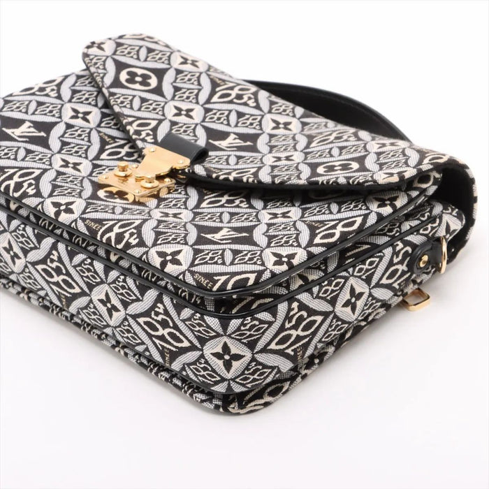 Louis Vuitton Pochette Metis Jacquard