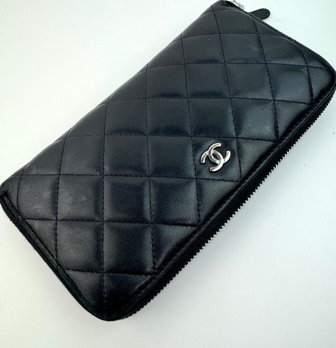 Chanel Lambskin Black Zip Wallet