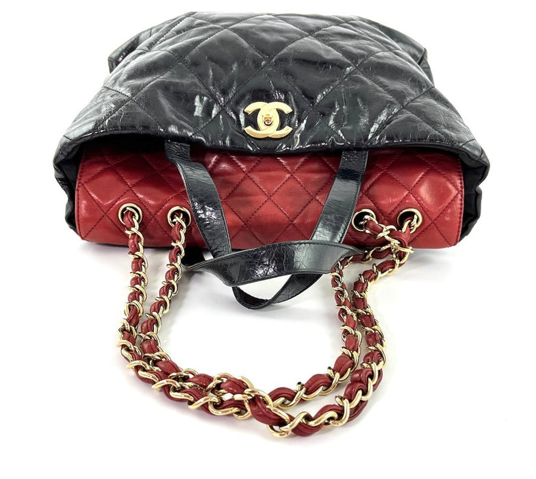 Chanel Black/Red Quilted Glazed Leather Large Portobello Tote