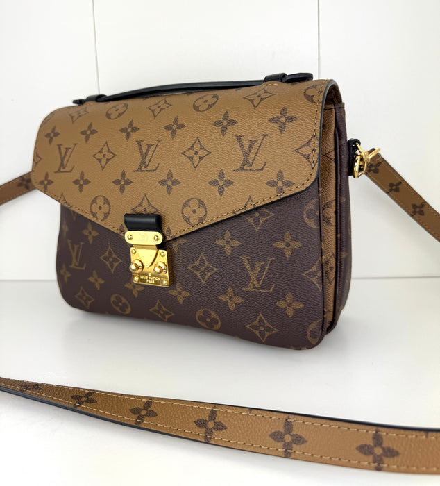 Louis Vuitton Reverse Monogram Pochette Métis
