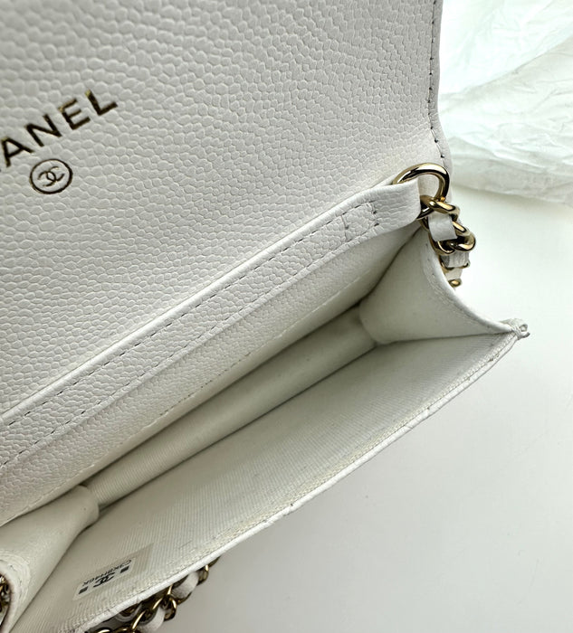 Chanel Caviar Quilted Flap Card Holder On Chain white