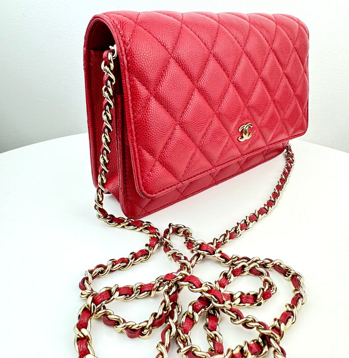 Chanel Classic Caviar on Chain red