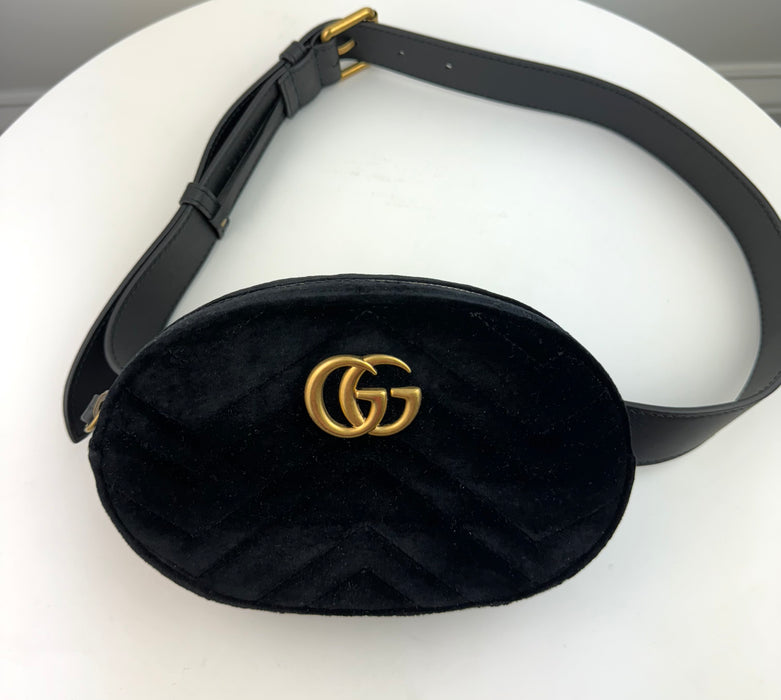 Gucci Marmont Small Velvet Belt Bag in Black