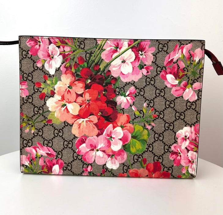Gucci GG Supreme Monogram Blooms Large Cosmetic Case Beige Multicolor