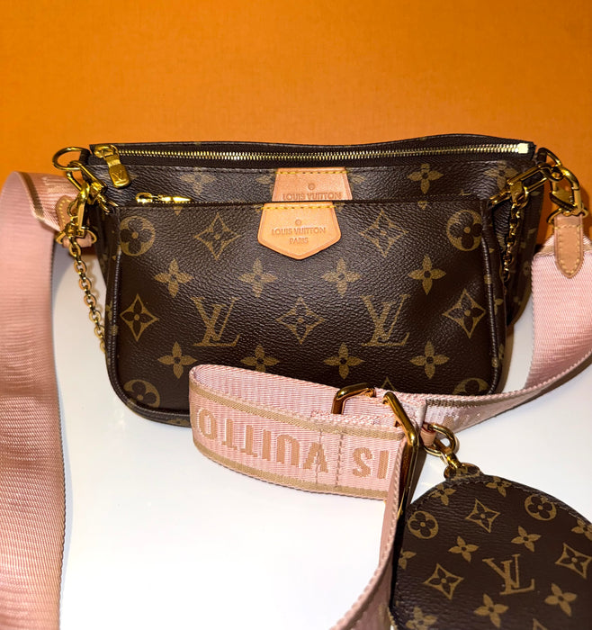Louis Vuitton Multi Pochette Accessories in Light Pink