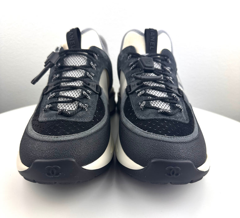 Chanel CC Sneakers in Fabric & Suede Mesh Calfskin