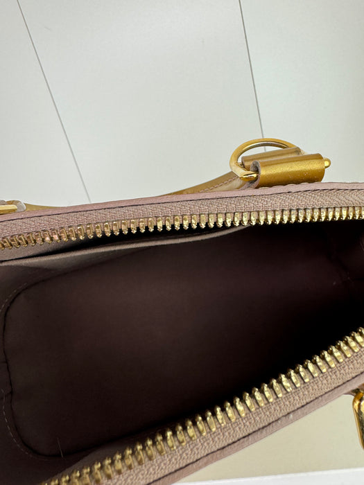 Louis Vuitton Monogram Vernis Alma BB