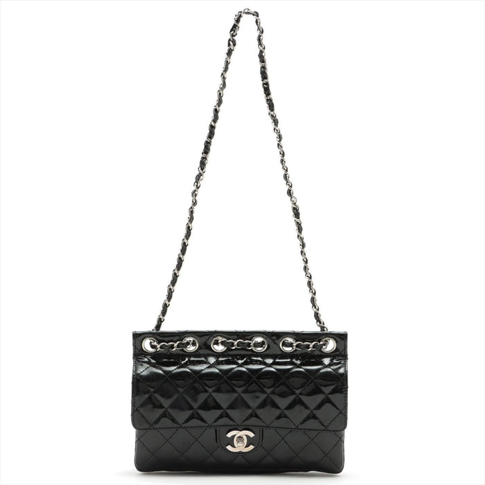 Chanel patent Quilted Medium Diagonal CC Flap Black