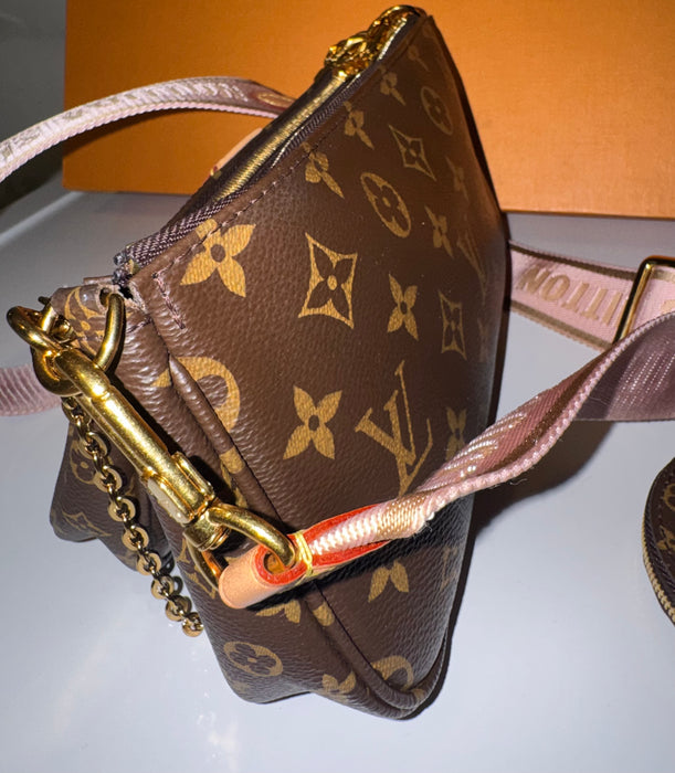 Louis Vuitton Multi Pochette Accessories in Light Pink