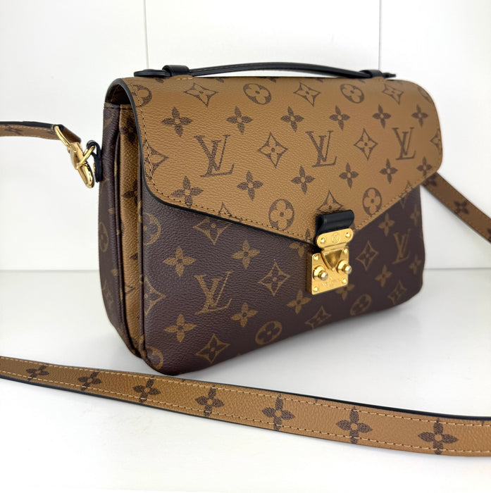 Louis Vuitton Reverse Monogram Pochette Métis