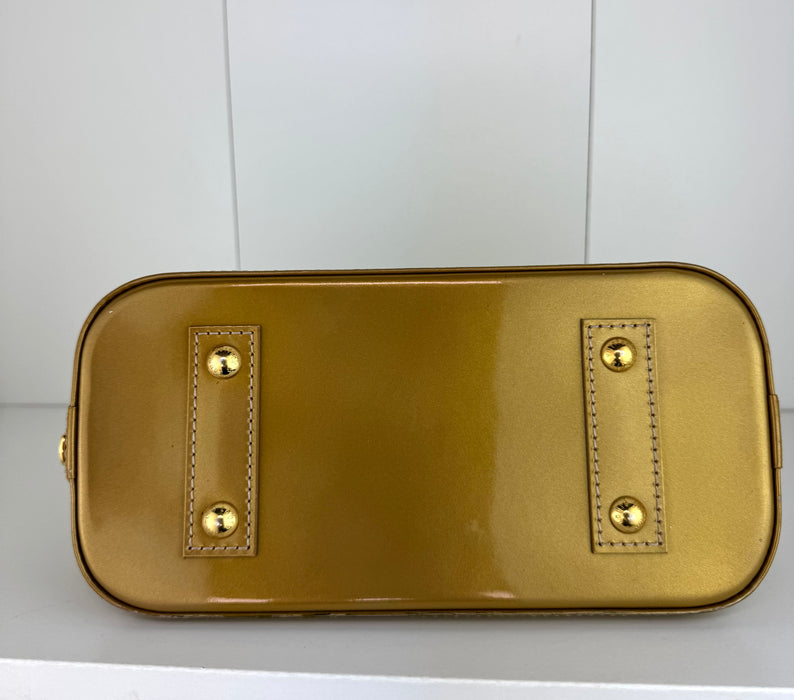 Louis Vuitton Monogram Vernis Alma BB