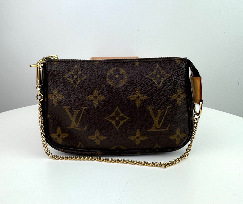 Louis Vuitton Monogram Mini Pochette Accessories