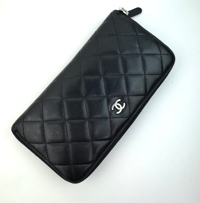 Chanel Lambskin Black Zip Wallet