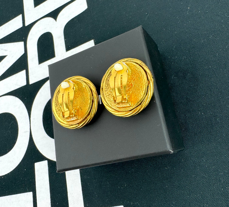 Chanel Vintage CC Logo 24K Gold Clip Earrings