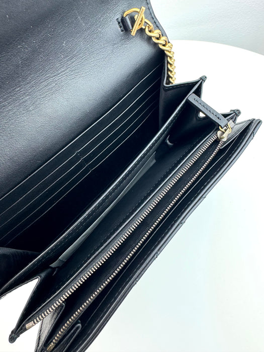 Gucci Gg Marmont Matelasse Mini Chain Bag