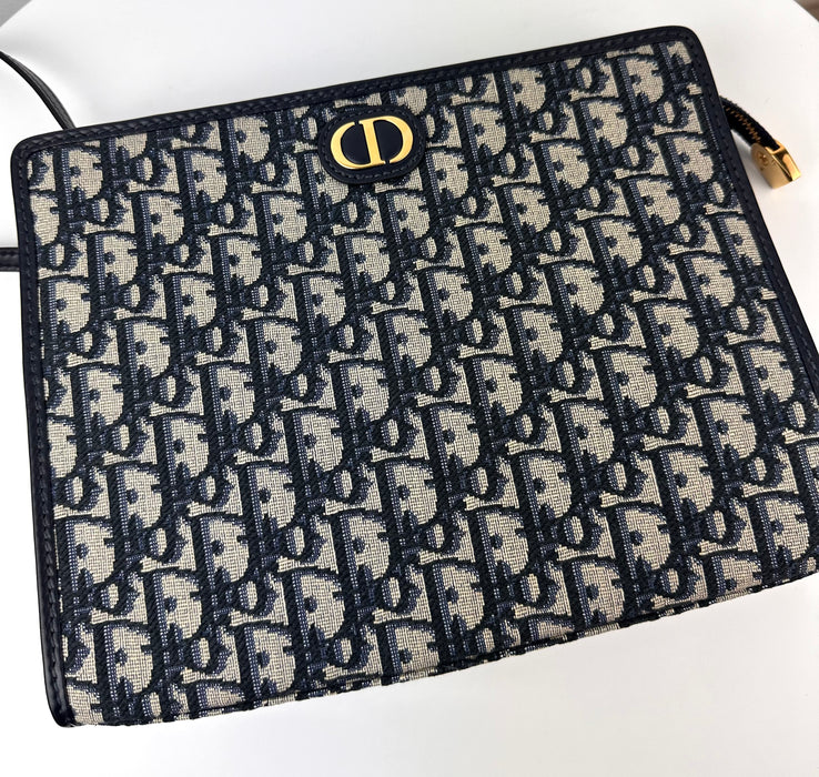 Dior 30 Montaigne pouch Blue Dior Oblique Jacquard