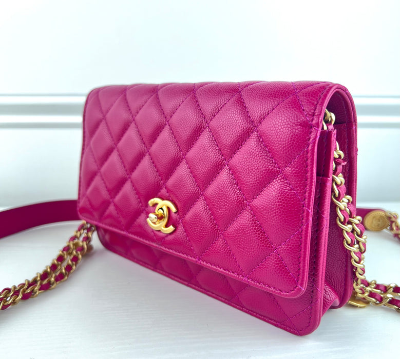 Chanel Chain bag Dark Pink with Gold hardware