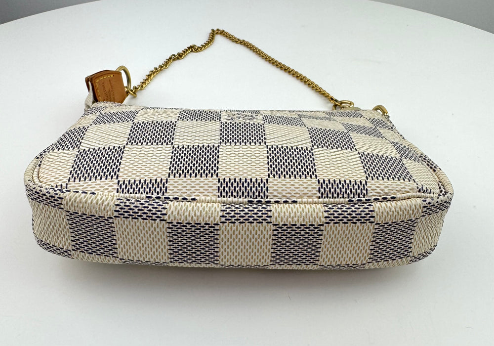 Louis Vuitton Azur Mini Pochette Accessories