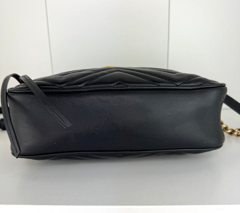 Gucci small GG Marmont chain shoulder bag