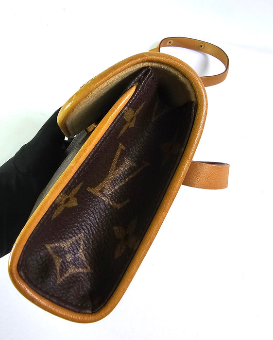 Louis Vuitton Monogram Canvas Pochette Florentine