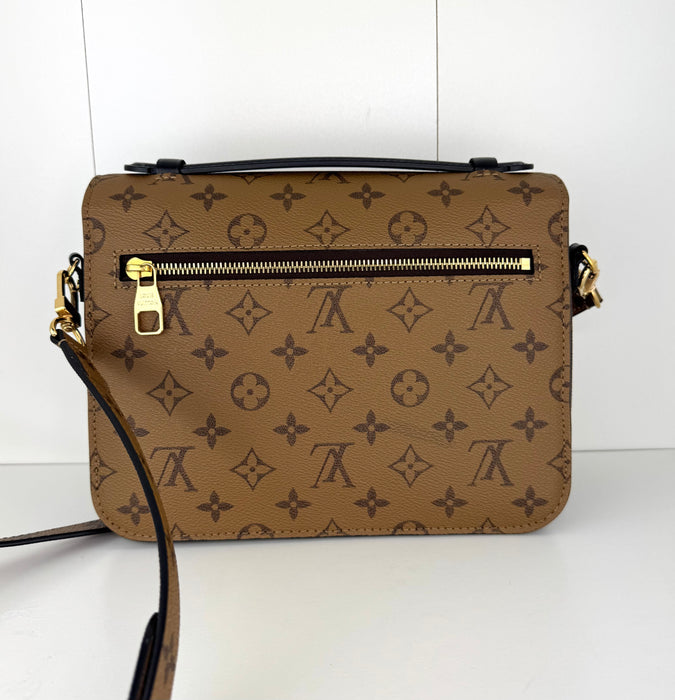 Louis Vuitton Reverse Monogram Pochette Métis