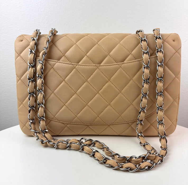 Chanel Jumbo Single flap bag