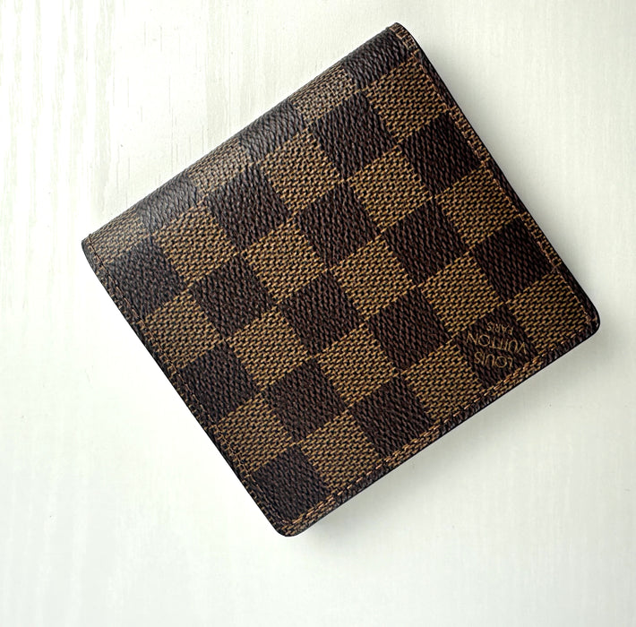 Louis Vuitton Bifold wallet