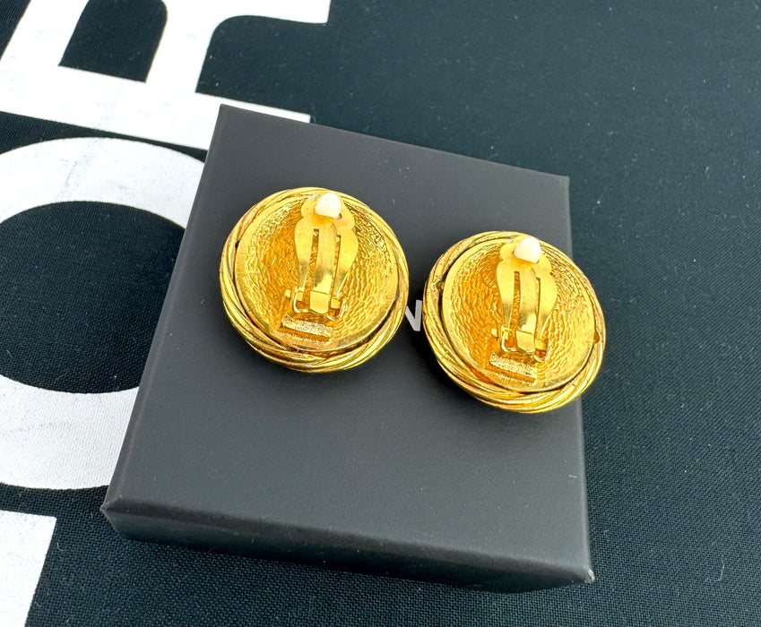Chanel Vintage CC Logo 24K Gold Clip Earrings