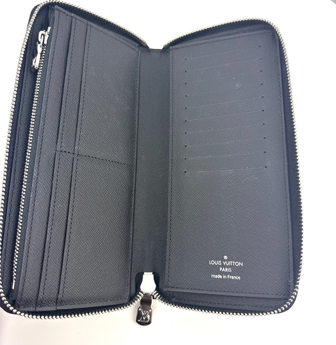 Louis Vuitton Zippy Wallet Vertical
