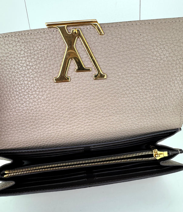 Louis Vuitton Capucines Wallet