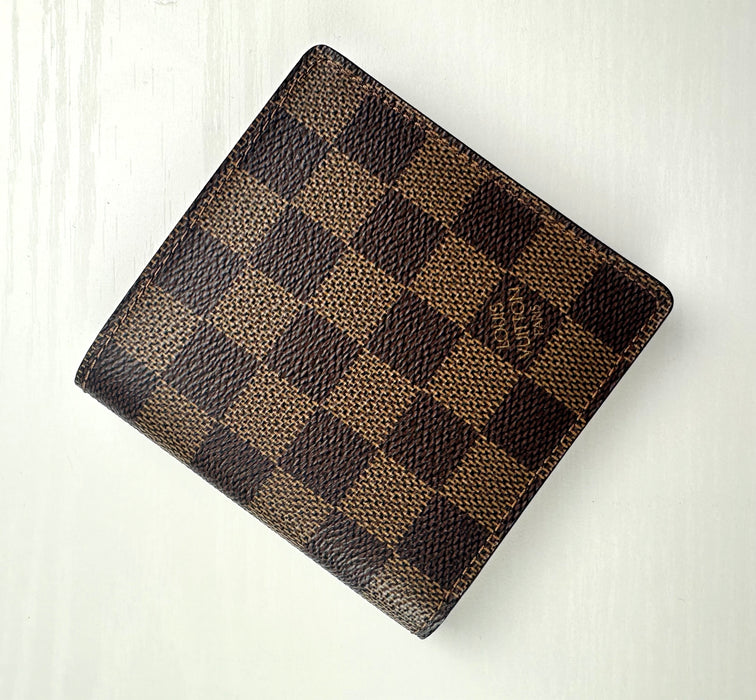 Louis Vuitton Bifold wallet