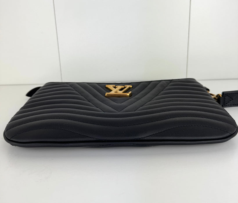 Louis Vuitton New wave Clutch black