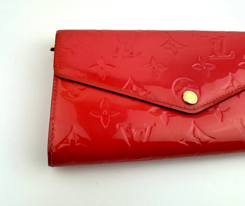 Louis Vuitton Vernis Sarah Wallet