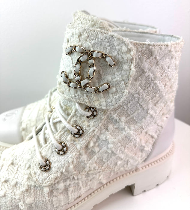 Chanel Women Lace Up Boots White Tweed