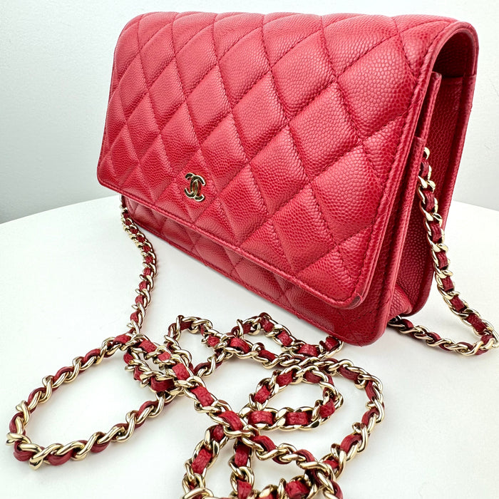 Chanel Classic Caviar on Chain red