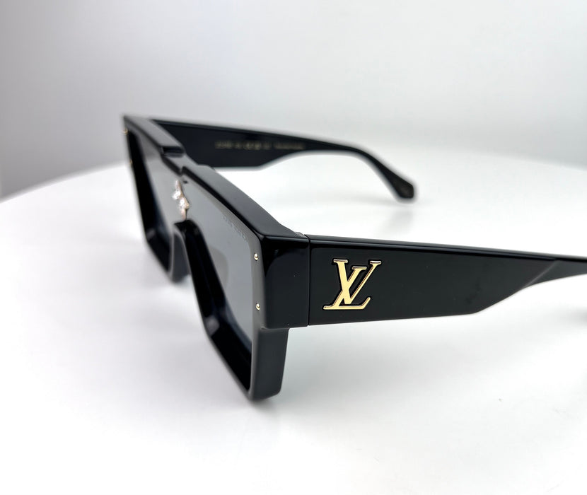 Louis Vuitton Cyclone Sunglasses