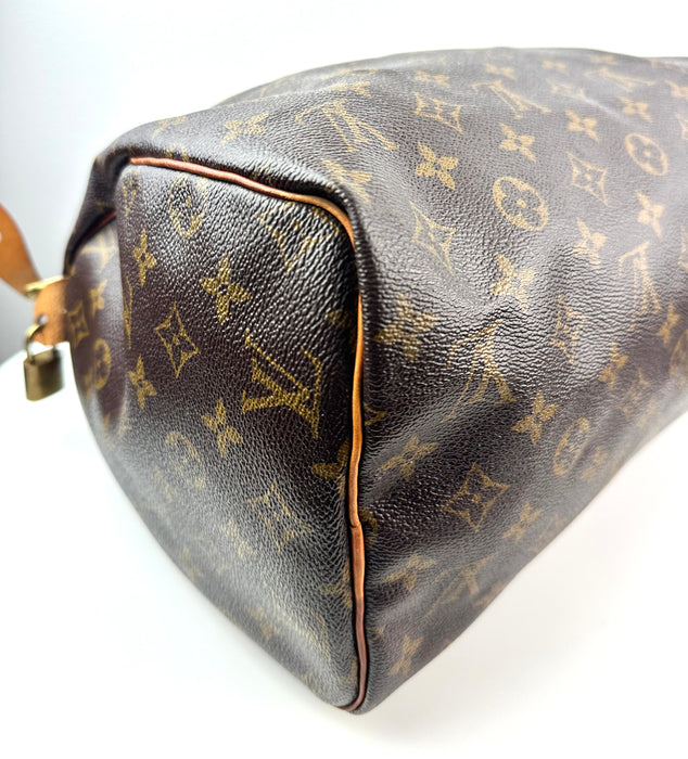 Louis Vuitton Monogram Speedy 30