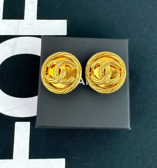 Chanel Vintage CC Logo 24K Gold Clip Earrings