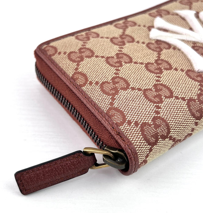 Gucci Yankees Zippy Wallet