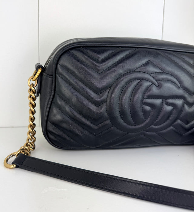 Gucci small GG Marmont chain shoulder bag