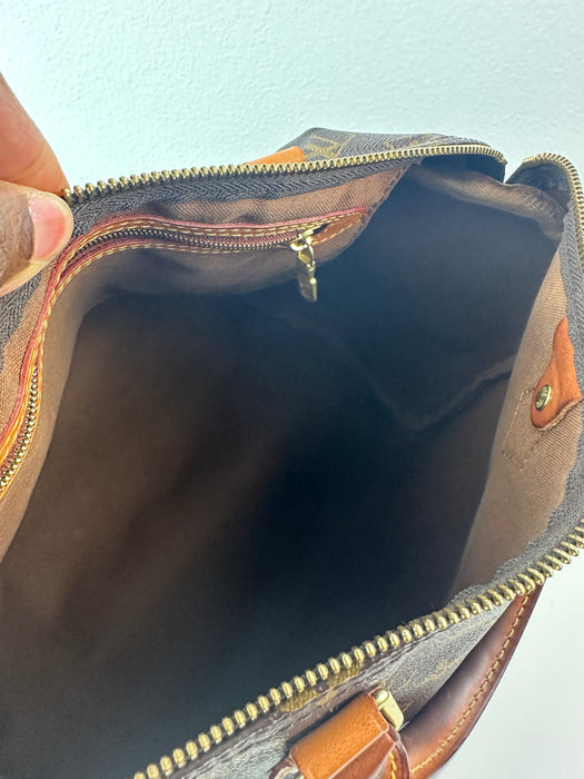Louis Vuitton Monogram Speedy 30