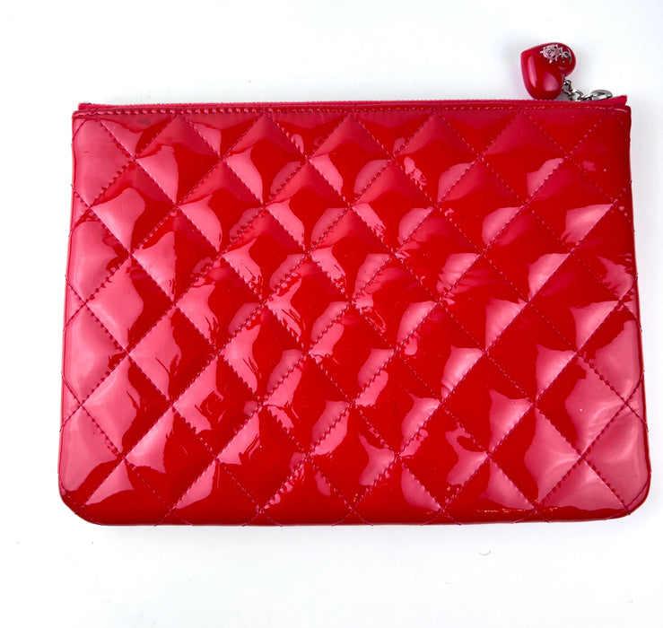 Chanel Patent Calfskin Quilted Valentine Hearts Medium O Case Red
