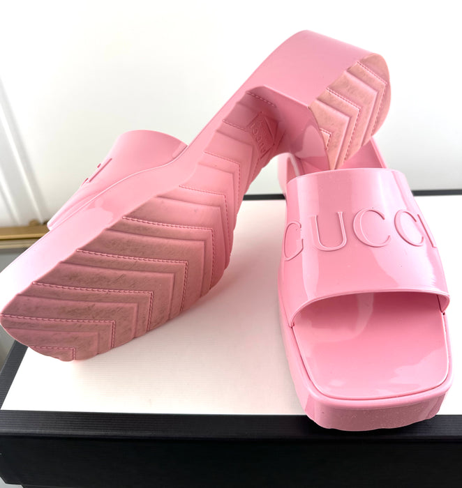 Gucci Rubber Slide Sandal Pink