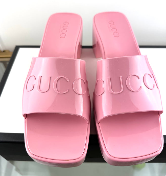 Gucci Rubber Slide Sandal Pink