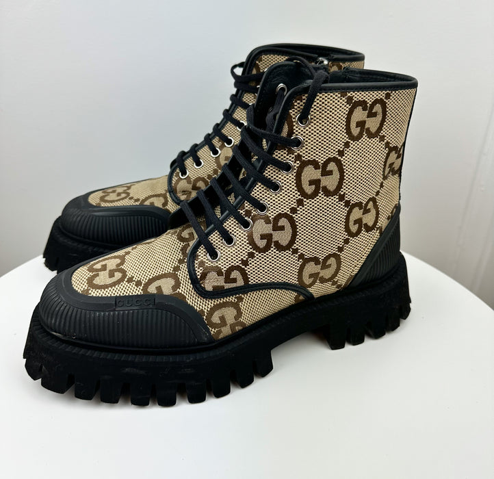 Gucci Men's maxi GG lace-up boot Size 7