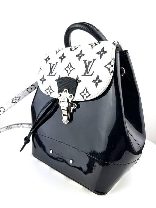 Louis Vuitton hot springs backpack black and white
