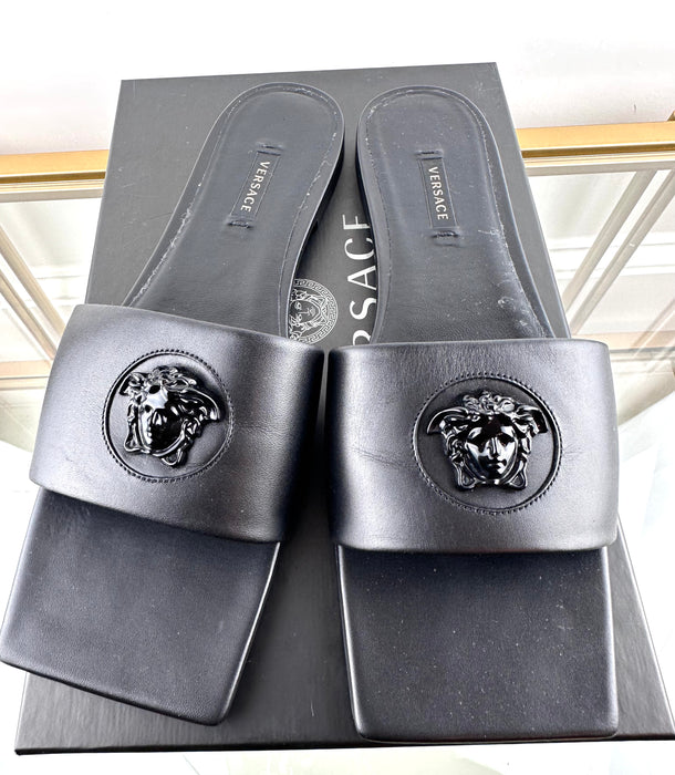 Versace Sandalo Vitellino Nero